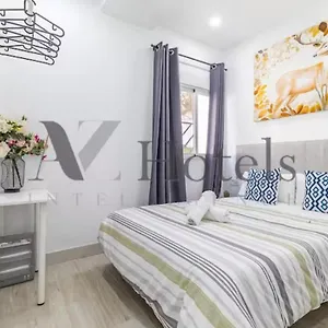 Ayz Elcano - Auto Check-in Guest house